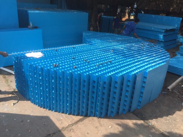 Lamella Water